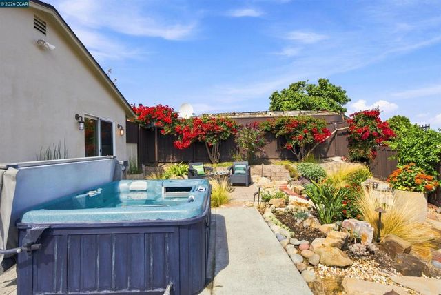 2955 Cornelius Dr, San Pablo, CA 94806