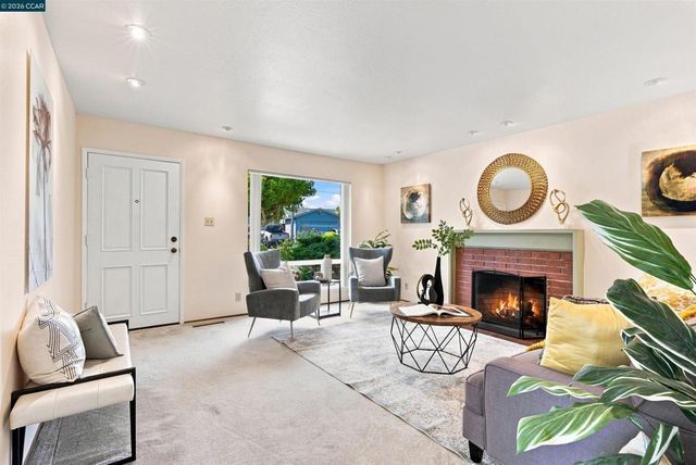 2955 Cornelius Dr, San Pablo, CA 94806
