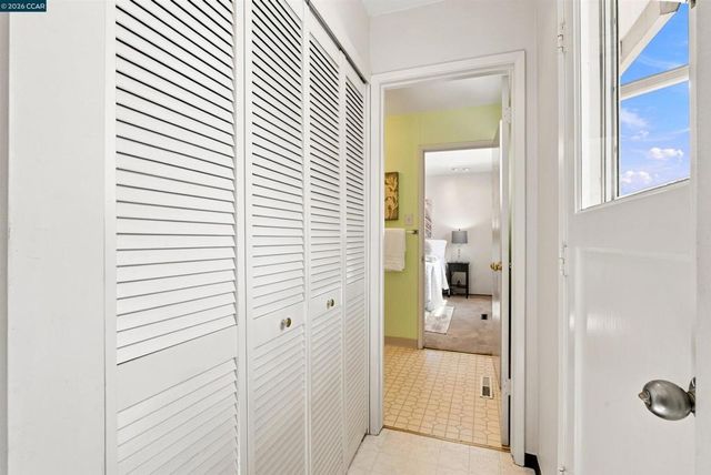2955 Cornelius Dr, San Pablo, CA 94806