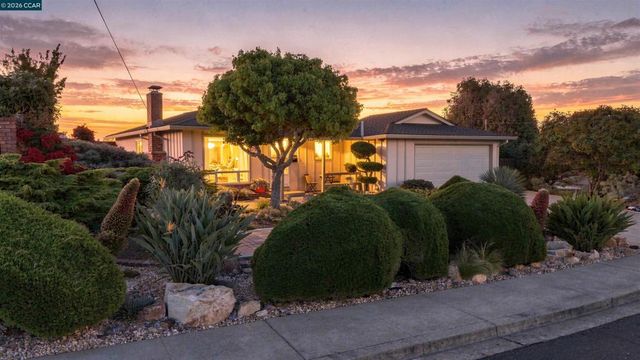 2955 Cornelius Dr, San Pablo, CA 94806