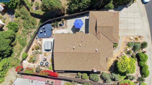 2955 Cornelius Dr, San Pablo, CA 94806