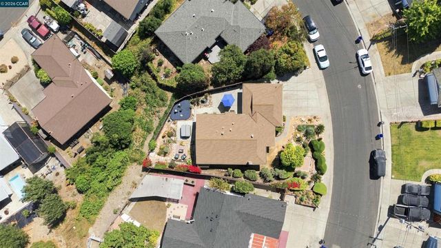 2955 Cornelius Dr, San Pablo, CA 94806