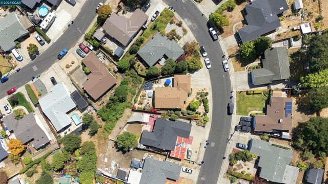 2955 Cornelius Dr, San Pablo, CA 94806