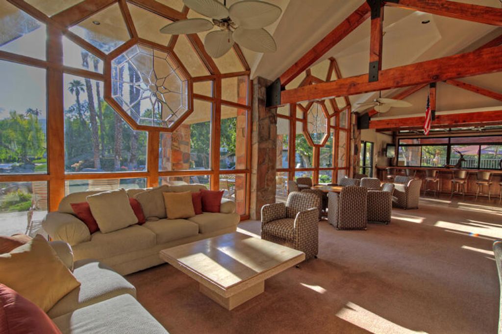 Image 48 of property listing at 204 Lakecrest Lane, Palm Desert, CA 92260