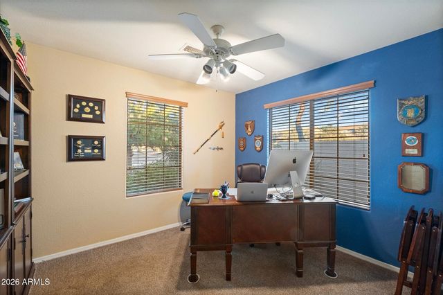 4524 S STOCKADE Court, Gilbert, AZ 85297