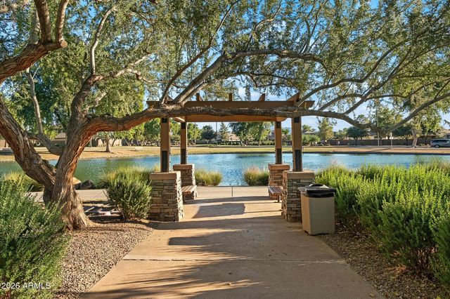 4524 S STOCKADE Court, Gilbert, AZ 85297