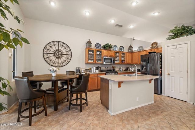 4524 S STOCKADE Court, Gilbert, AZ 85297
