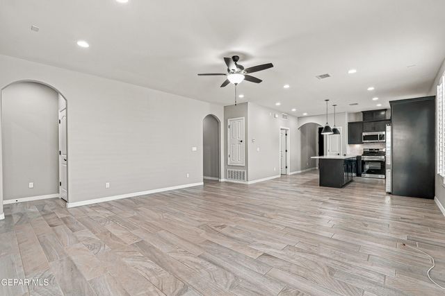 10748 WALDEN POND Street, El Paso, TX 79924