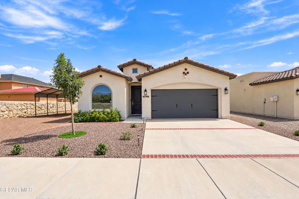 10748 WALDEN POND Street, El Paso, TX 79924