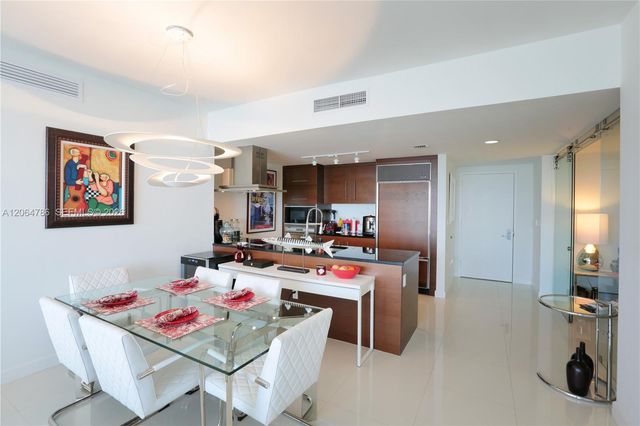 495 Brickell Ave 4703, Miami, FL 33131