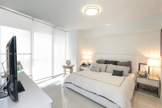 495 Brickell Ave 4703, Miami, FL 33131