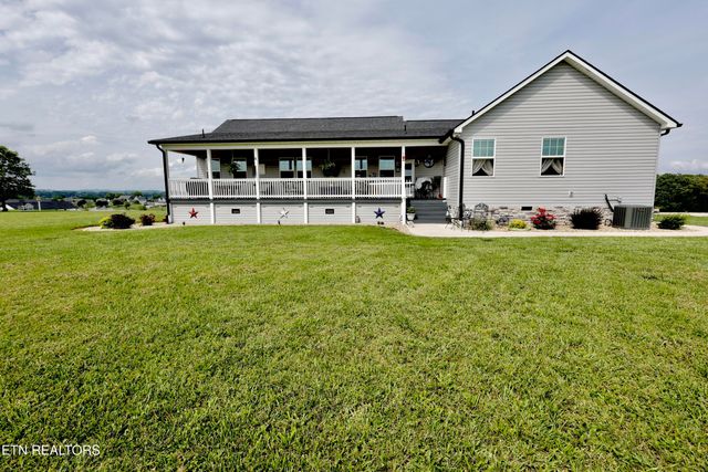 1014 Fair Meadow Drive, Dandridge, TN 37725