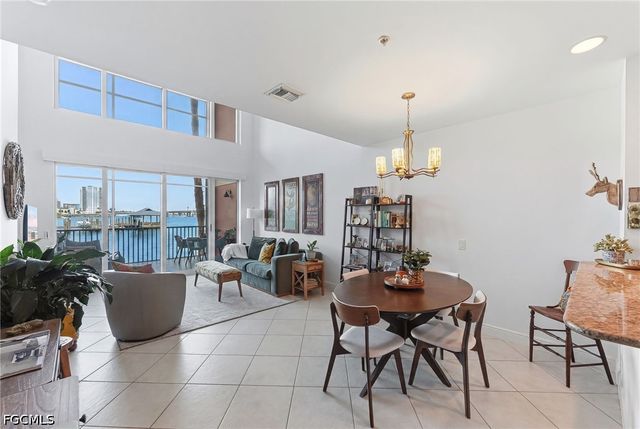 2743 1st ST 102, Fort Myers, FL 33916