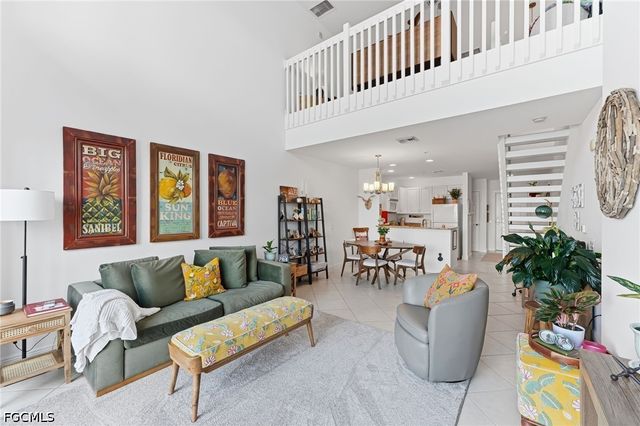 2743 1st ST 102, Fort Myers, FL 33916
