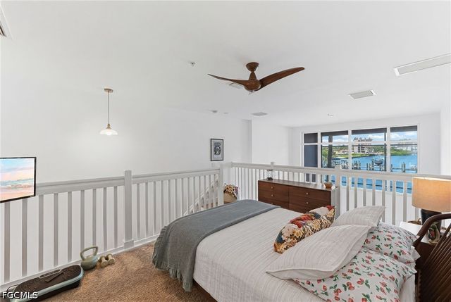 2743 1st ST 102, Fort Myers, FL 33916