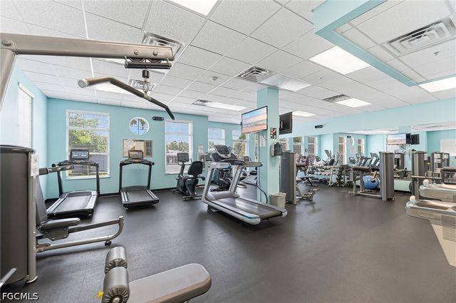 2743 1st ST 102, Fort Myers, FL 33916