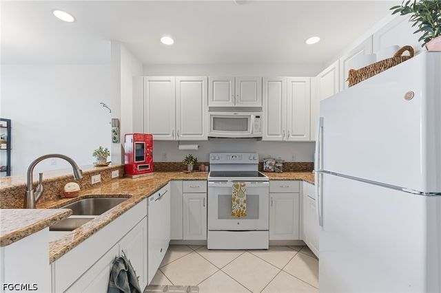 2743 1st ST 102, Fort Myers, FL 33916