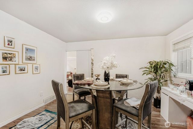 4634 144th Place SE, Bellevue, WA 98006