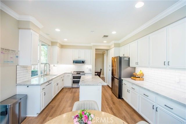 3730 Wallowa Circle, Corona, CA 92881