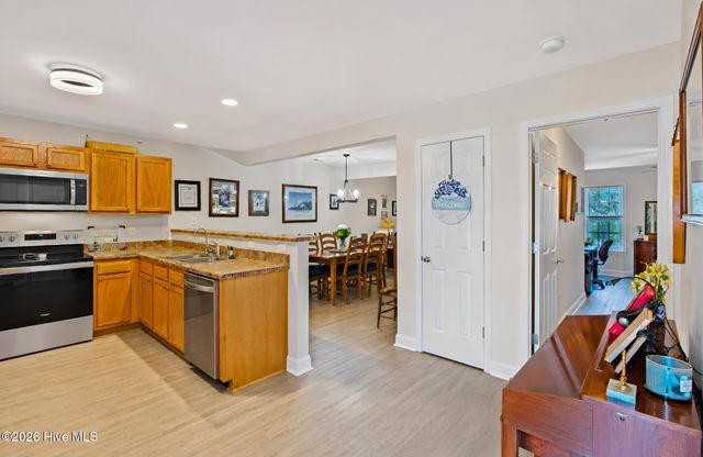 9306 Long Putt Court, Wilmington, NC 28412