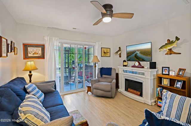 9306 Long Putt Court, Wilmington, NC 28412