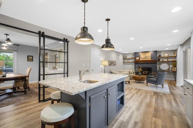 S94W23075 Meadow View LANE, Big Bend, WI 53103