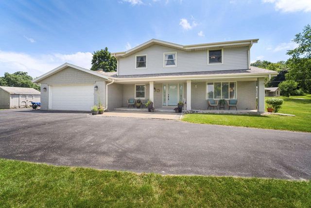 S94W23075 Meadow View LANE, Big Bend, WI 53103