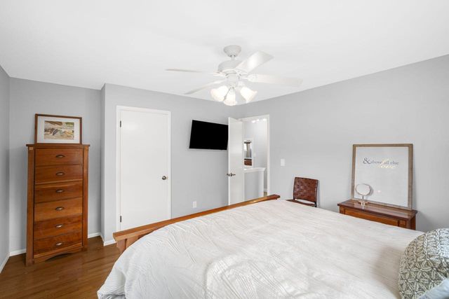 S94W23075 Meadow View LANE, Big Bend, WI 53103