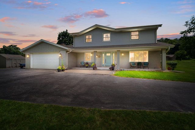 S94W23075 Meadow View LANE, Big Bend, WI 53103