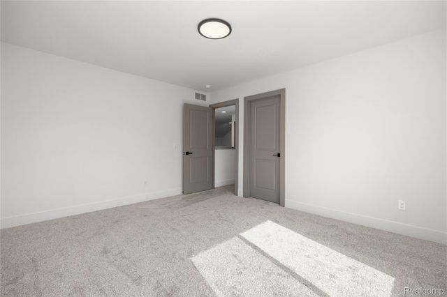 21955 Deer Brook Drive 3, Southfield, MI 48075