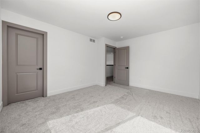 21955 Deer Brook Drive 3, Southfield, MI 48075