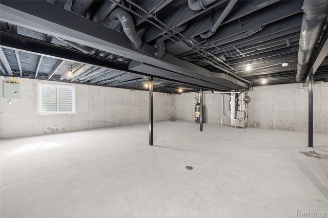 21955 Deer Brook Drive 3, Southfield, MI 48075