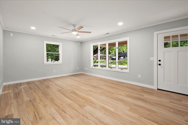 100 ESHAM AVE, Berlin, MD 21811
