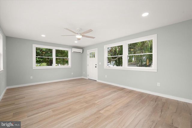 100 ESHAM AVE, Berlin, MD 21811