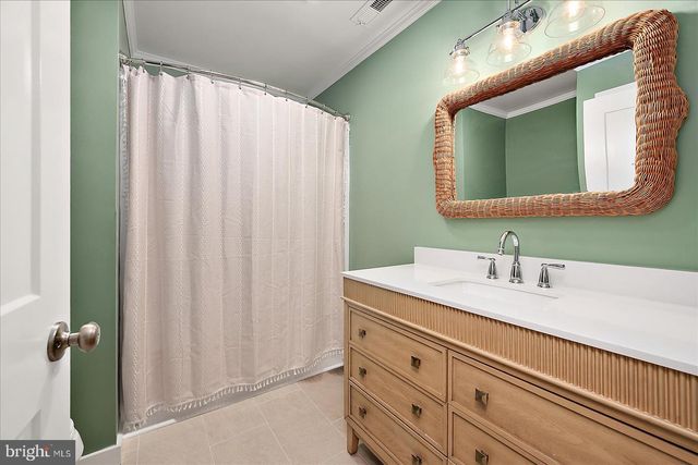 100 ESHAM AVE, Berlin, MD 21811