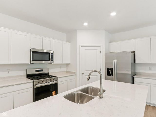 3915 Donaldson Creek Court, Clayton, IN 46118