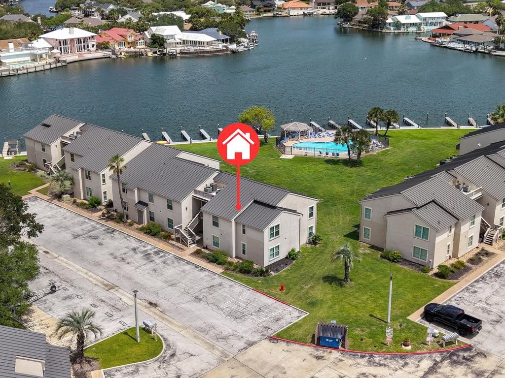 2412 Bayhouse Dr 2412, Rockport, TX 78382 — exterior
