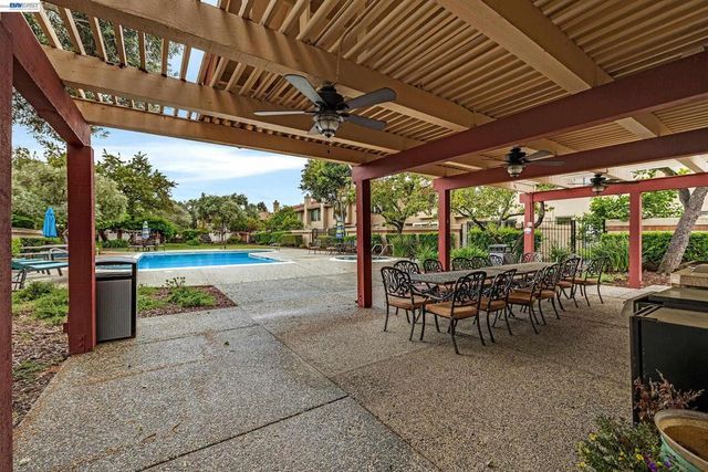 34246 Arizona St 20, Union City, CA 94587