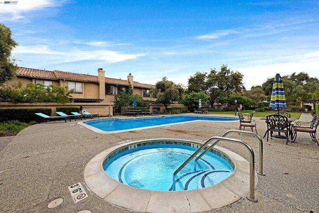 34246 Arizona St 20, Union City, CA 94587