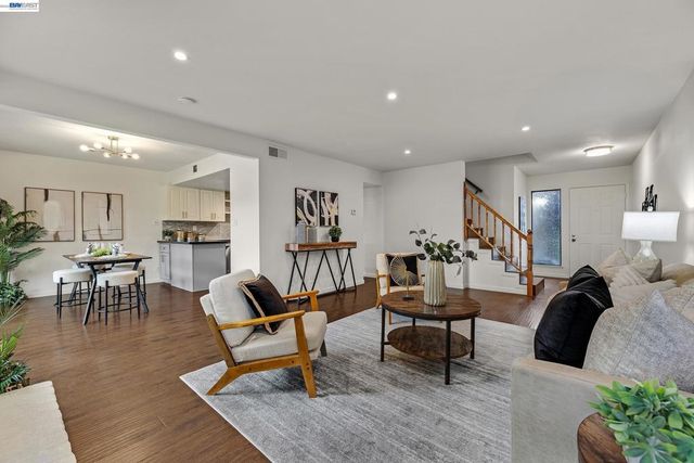 34246 Arizona St 20, Union City, CA 94587