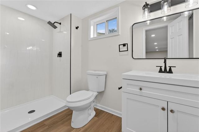 1720 S Ellison Way, Independence, MO 64050