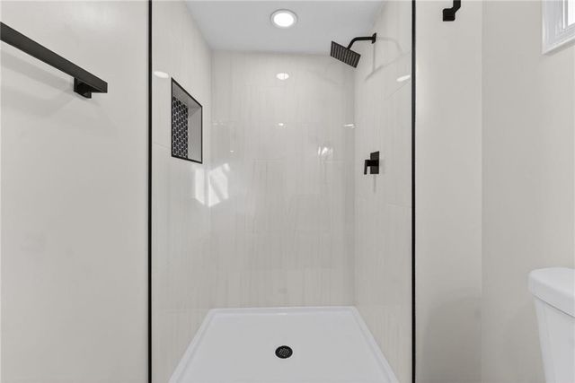 1720 S Ellison Way, Independence, MO 64050