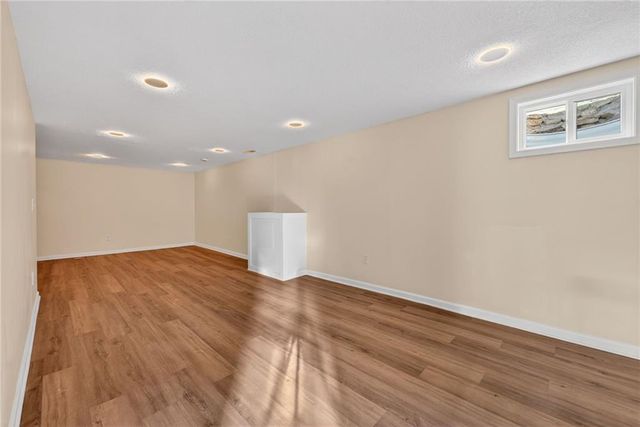 1720 S Ellison Way, Independence, MO 64050