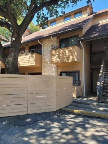 2714 Nueces ST 107, Austin, TX 78705