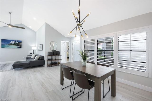 714 Reef Point CIR, Naples, FL 34108