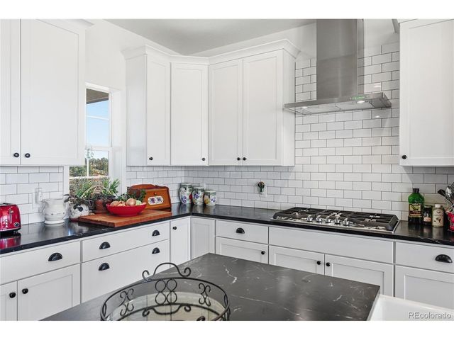 1498 Santa Fe Trl, Elizabeth, CO 80107