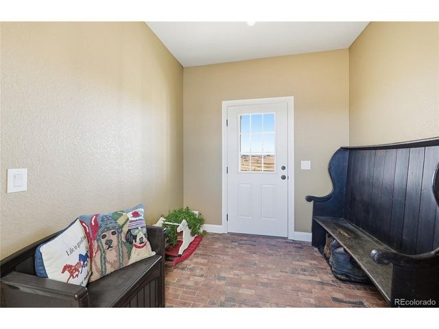 1498 Santa Fe Trl, Elizabeth, CO 80107