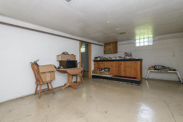 S71W23350 National AVENUE, Big Bend, WI 53103