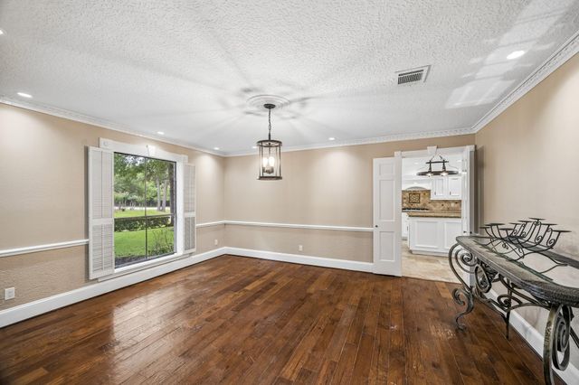 1922 Grand Valley Drive, Houston, TX 77090