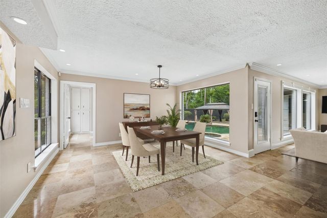 1922 Grand Valley Drive, Houston, TX 77090